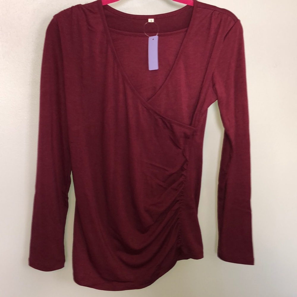 Breastfeeding shirt/maternity top